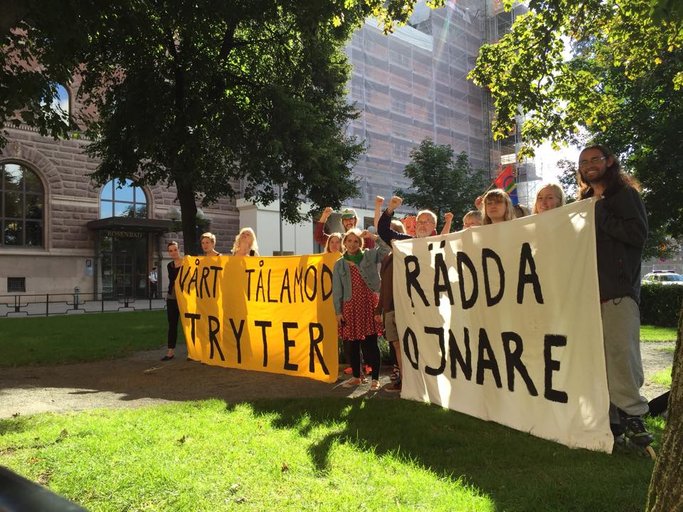 Fältbiologer under demo Ojnnre